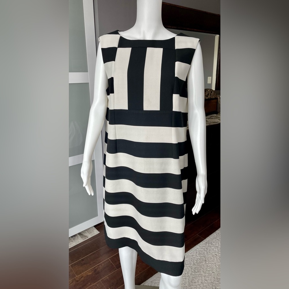 Jaeger Striped Dress - Picture 6 of 17